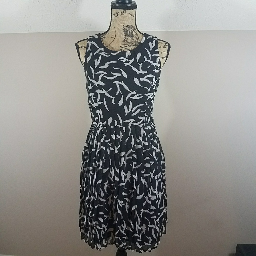 Gap Black & White Printed A-line Dress